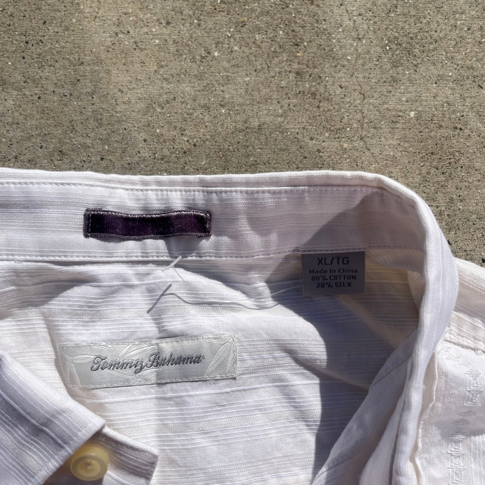 Tommy Bahama Off White color Button up shirt Pintux XL Cotton Silk Read desc. - Picture 3 of 7